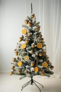 15 Must-See Xmas Tree Decor Trends!
