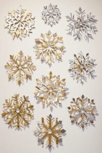 Dazzling DIY Xmas Decor: 31 Must-Try Ideas